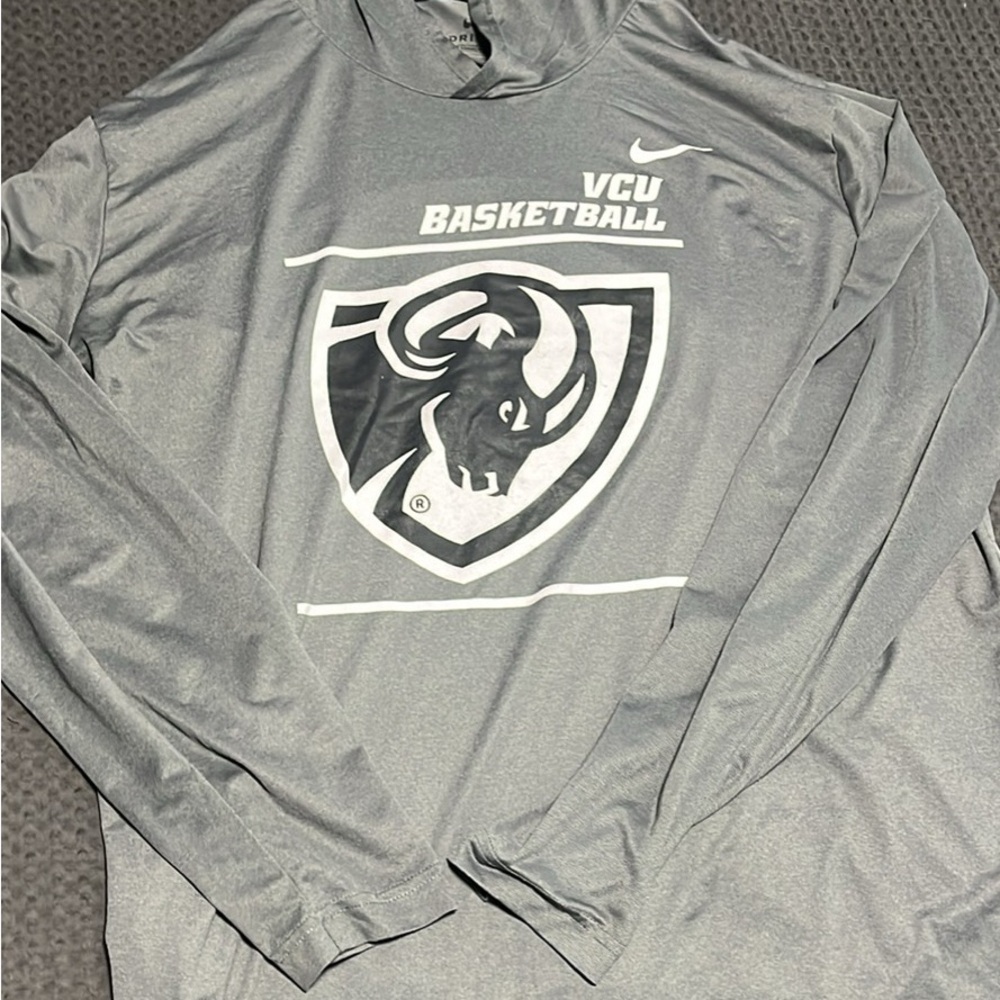 VCU MENS BASKETBALL DRI FIT HOODIE